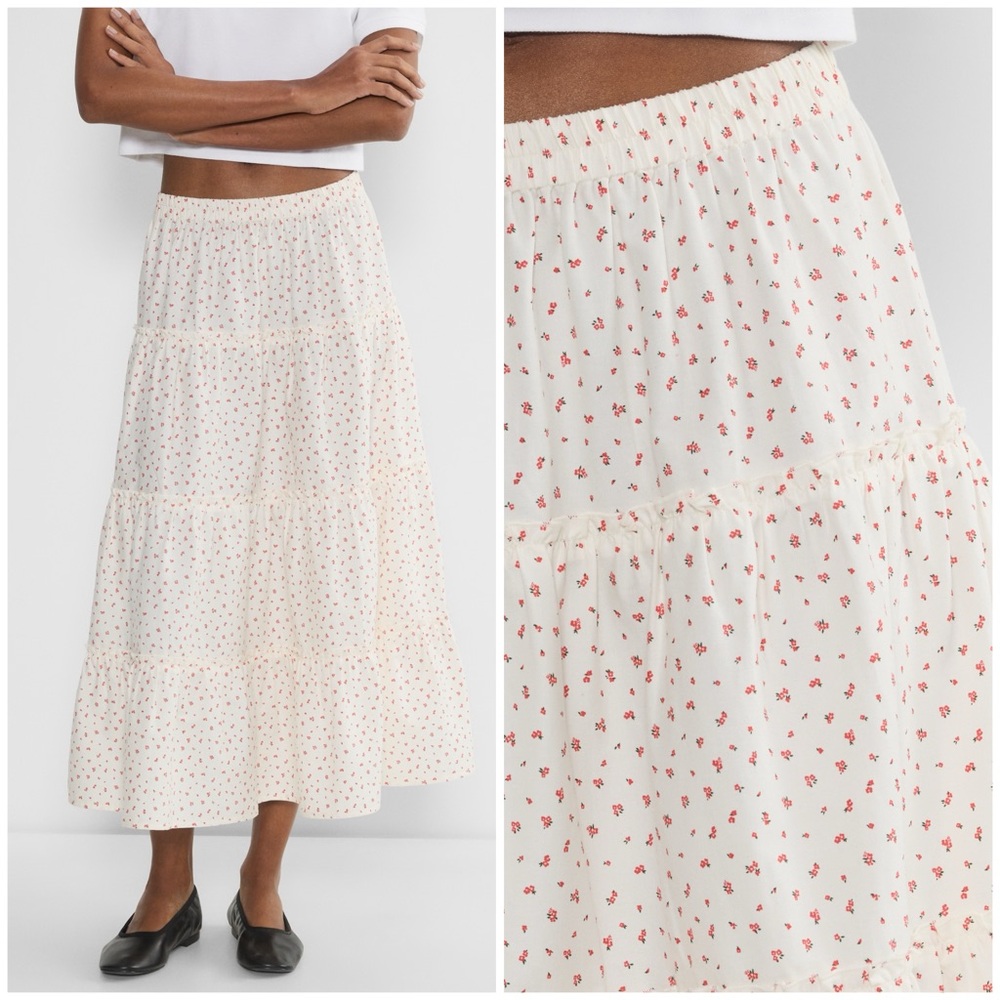Aritzia Sunday Best Mars Skirt in White/Red Floral Size M